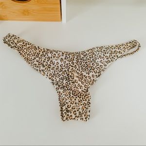 VS leopard print ruched / scrunched bikini bottoms